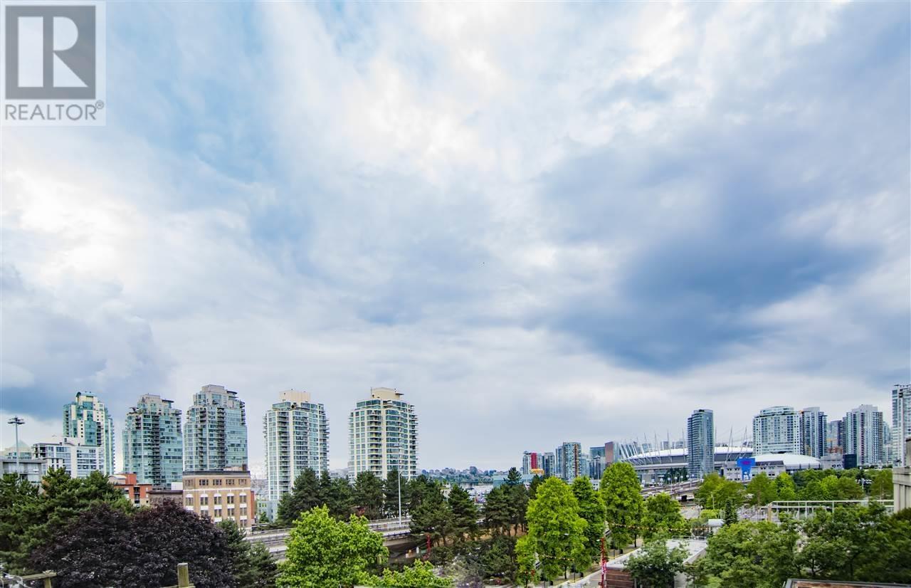 606 221 Union Street, Vancouver, British Columbia V6A 0B4 - Photo 2 - R2949833