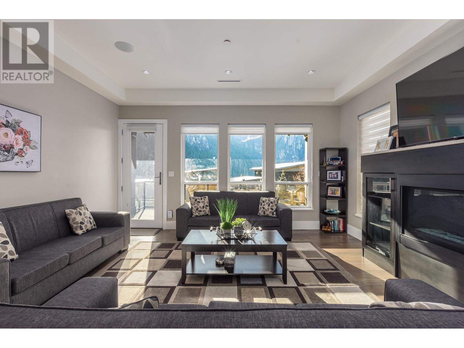 38544 Sky Pilot Drive, Squamish, British Columbia  V8B 0T6 - Photo 5 - R2944816