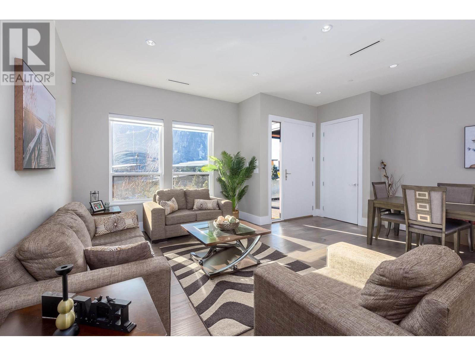 38544 Sky Pilot Drive, Squamish, British Columbia  V8B 0T6 - Photo 18 - R2944816