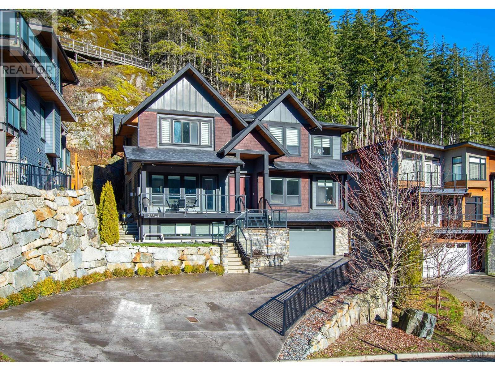 38544 Sky Pilot Drive, Squamish, British Columbia  V8B 0T6 - Photo 37 - R2944816