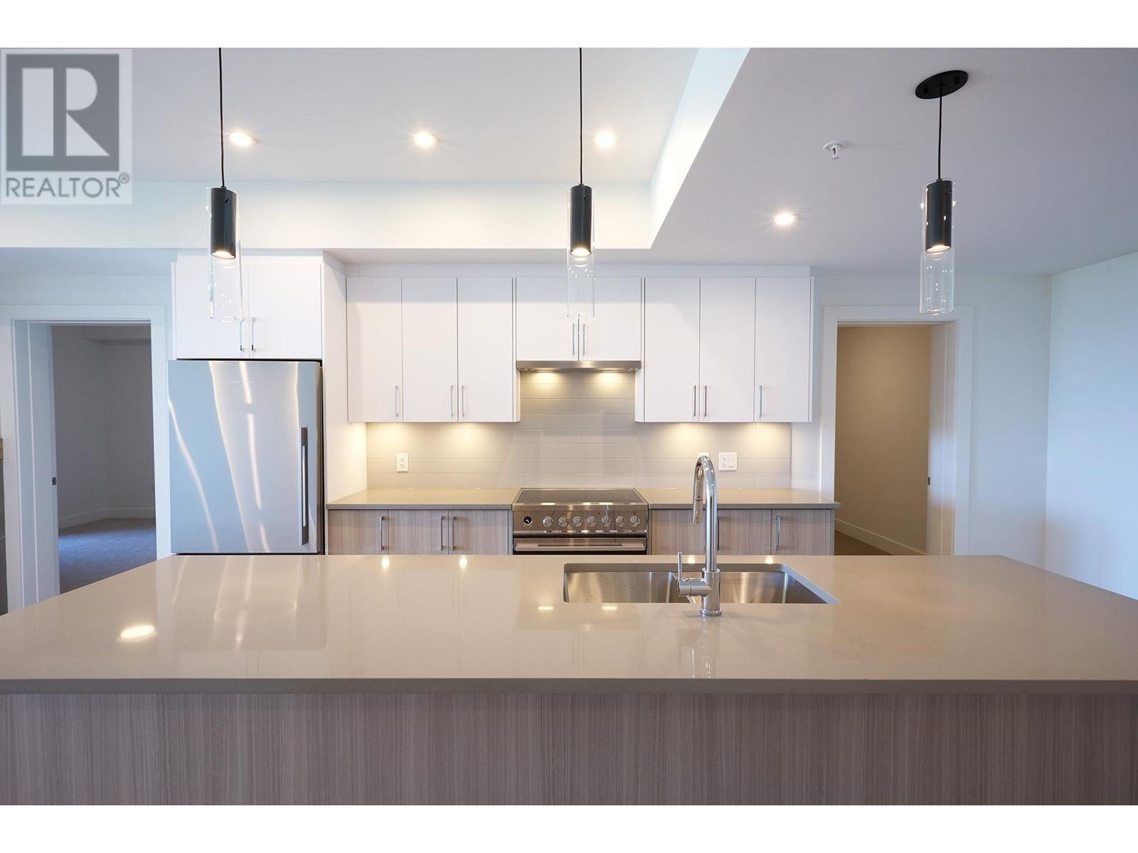 103 3405 Mamquam Road, Squamish, British Columbia  V8B 1E4 - Photo 2 - R2939000