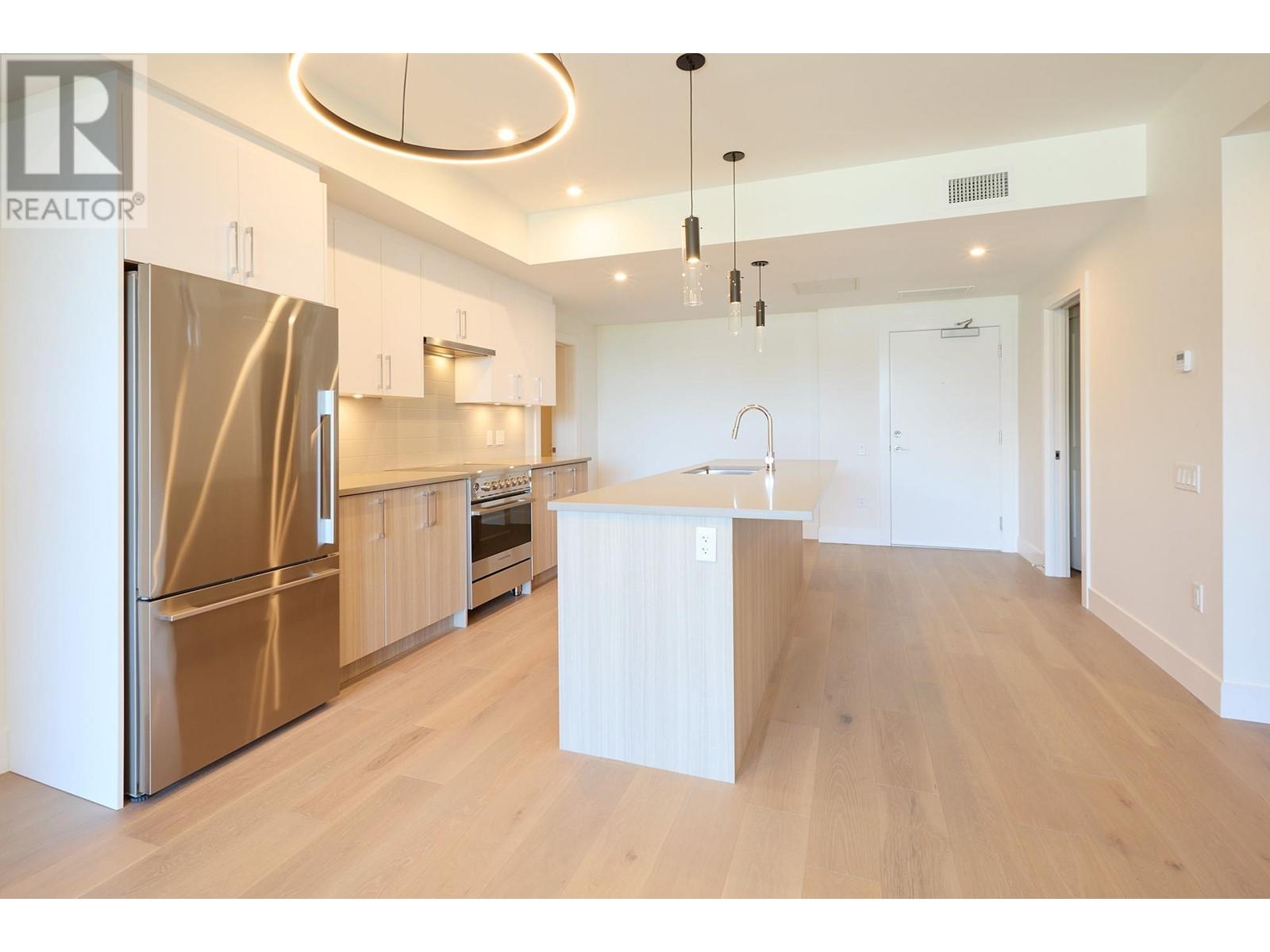 103 3405 Mamquam Road, Squamish, British Columbia  V8B 1E4 - Photo 7 - R2939000