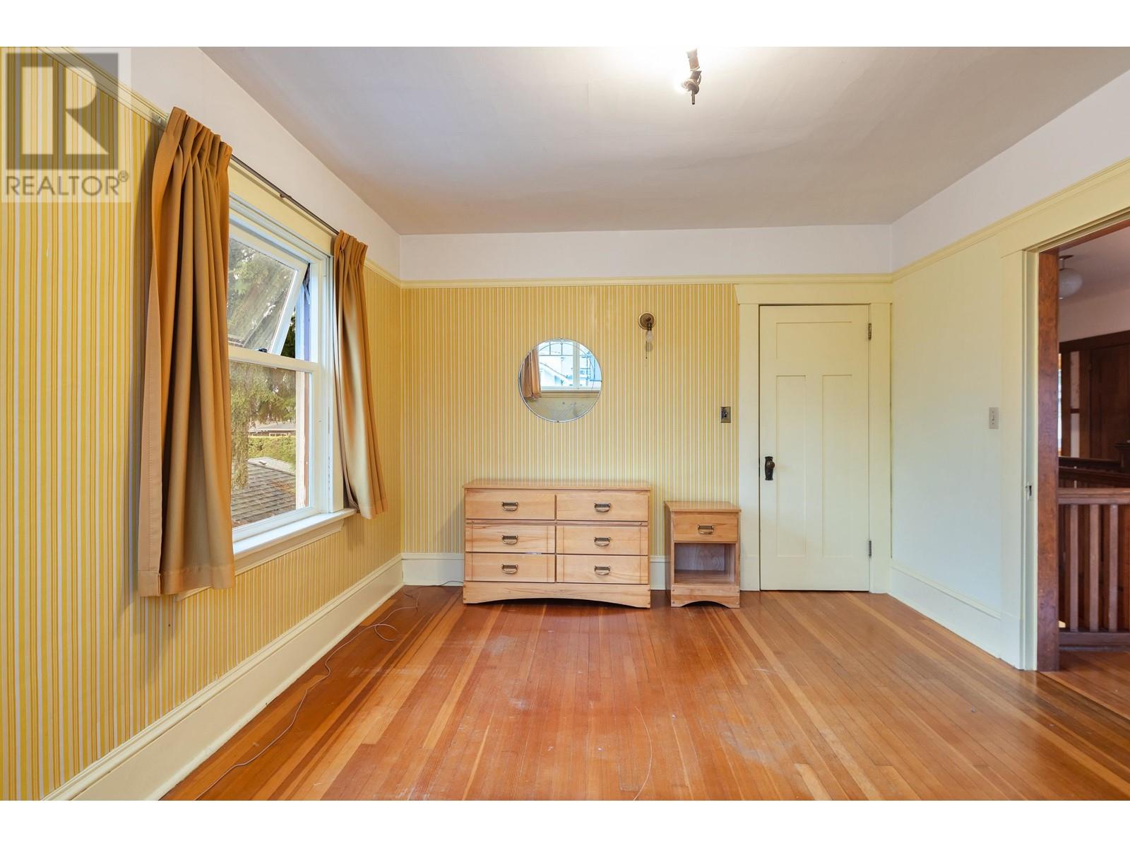 Listing Picture 21 of 40 : 2886 W 29TH AVENUE, Vancouver / 溫哥華 - 魯藝地產 Yvonne Lu Group - MLS Medallion Club Member