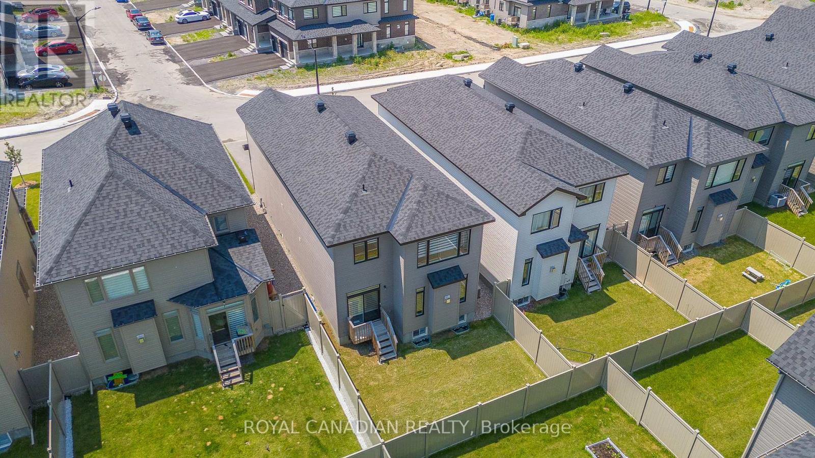Property at 92 BIG DIPPER STREET image 2