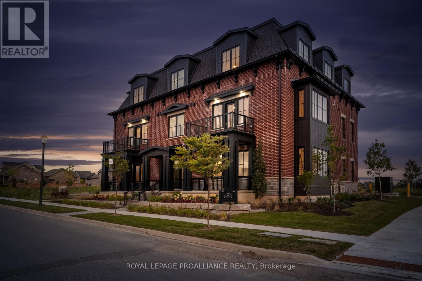 301 - 941 CHARLES WILSON PARKWAY, Cobourg, Ontario