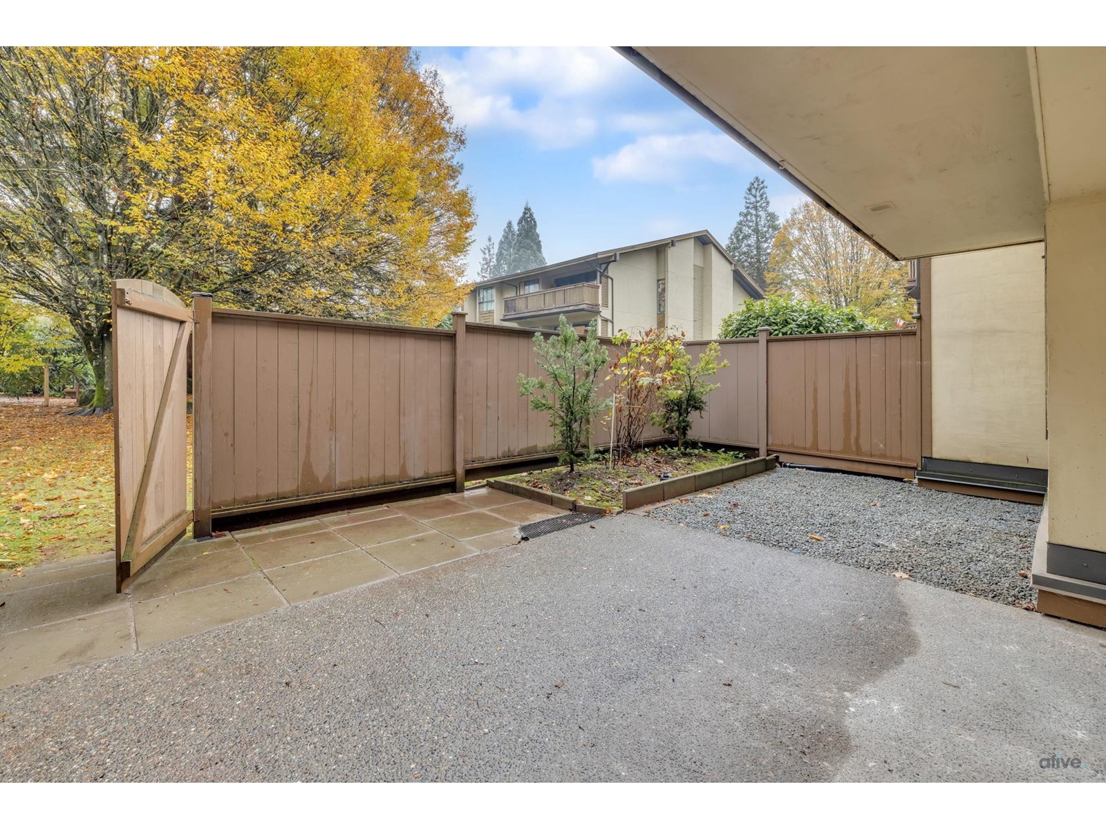 105 14925 100 Avenue, Surrey, British Columbia  V3R 1J6 - Photo 13 - R2949696