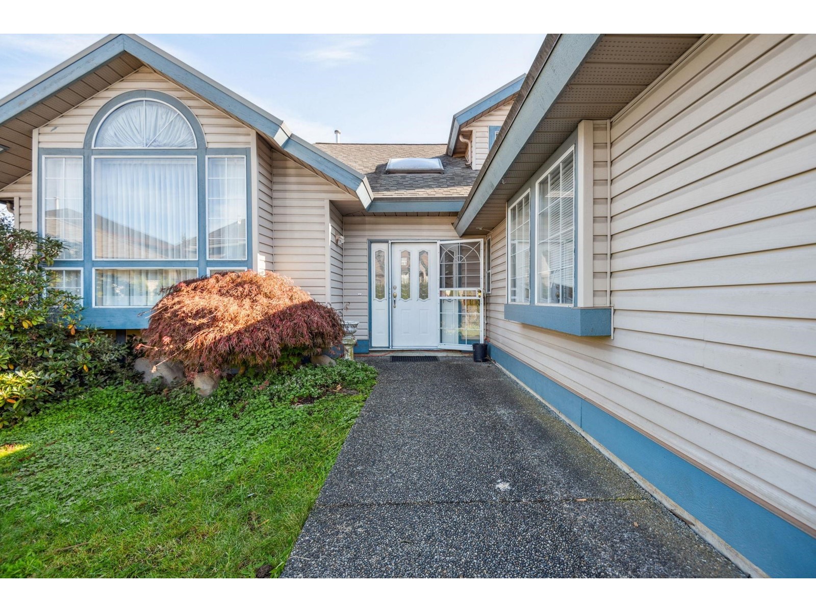 Property at 8736 163A STREET image 2