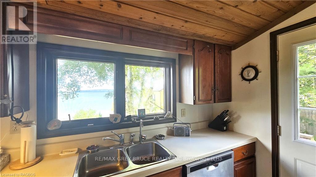 100 Whippoorwill Road, Northern Bruce Peninsula, Ontario  N0H 1W0 - Photo 12 - X10845750
