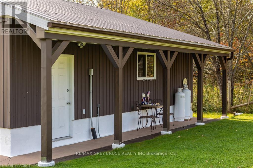 362511 Lindenwood Road, Georgian Bluffs, Ontario  N0H 2T0 - Photo 35 - X10846513