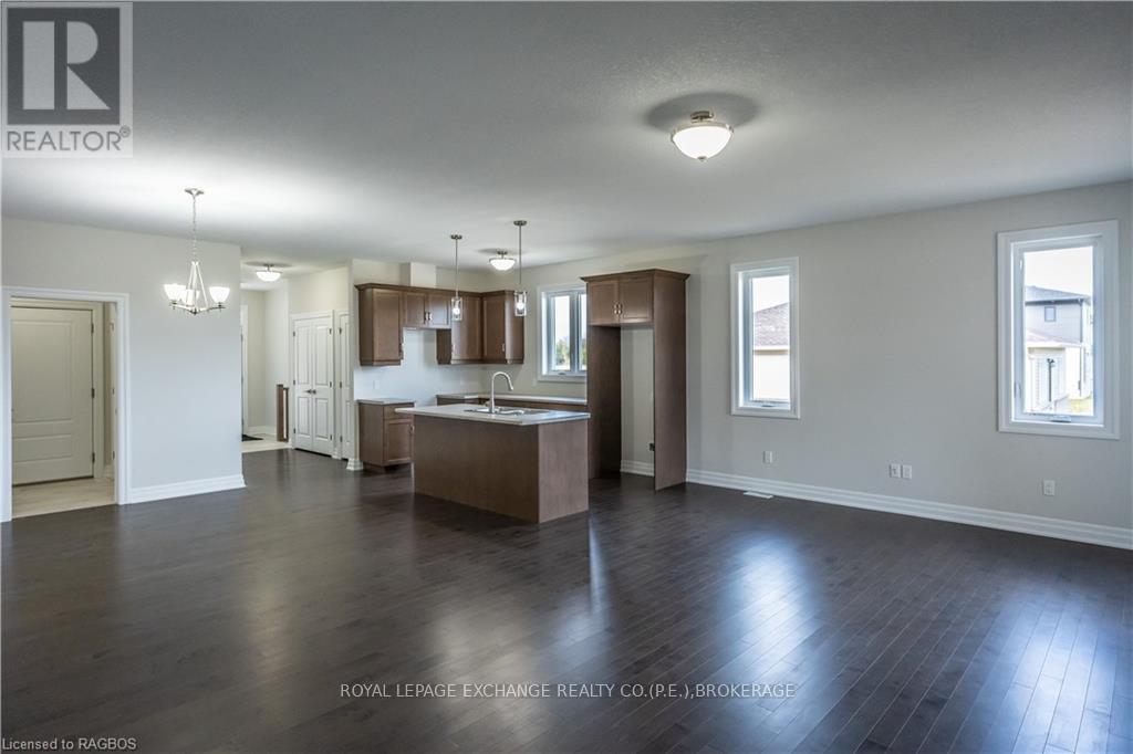 376 Hawthorne Street, Saugeen Shores, Ontario  N0H 2C3 - Photo 8 - X11823119