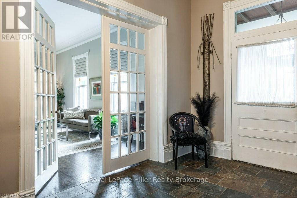 26 Daly Avenue, Stratford, Ontario  N5A 1B8 - Photo 5 - X11822857