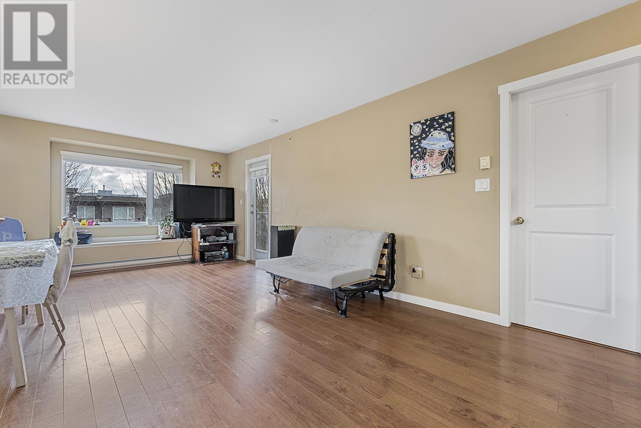 Ph10 2373 Atkins Avenue, Port Coquitlam, British Columbia V3C 1Y7 - Photo 8 - R2949878