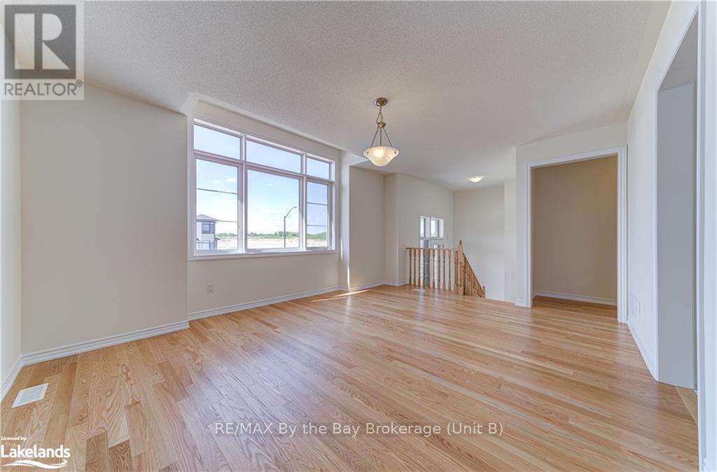 77 Sun Valley Avenue, Wasaga Beach, Ontario  L9Z 0N8 - Photo 8 - S10438961