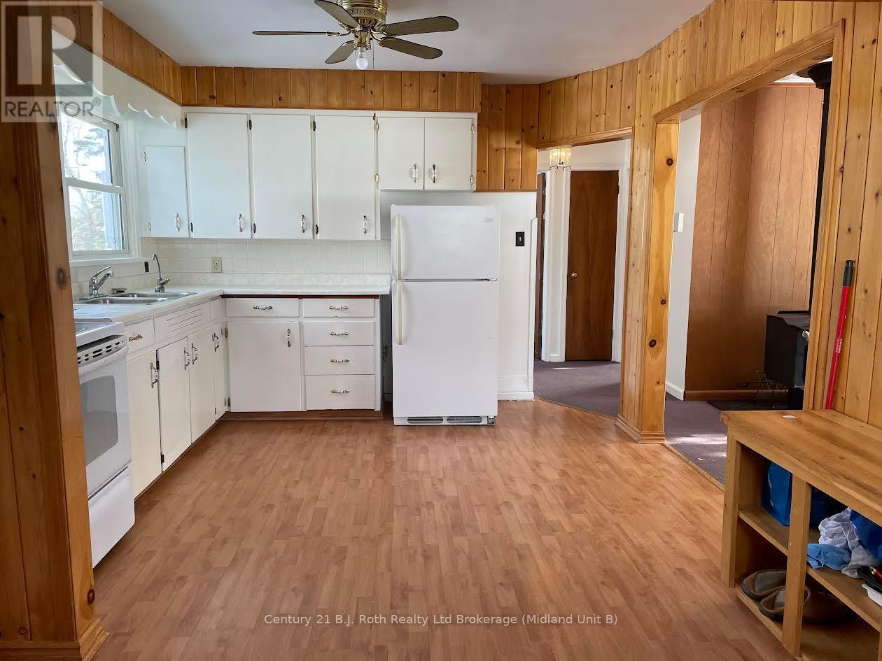 9 Mountain Avenue, Tay, Ontario  L0K 2C0 - Photo 5 - S10440350