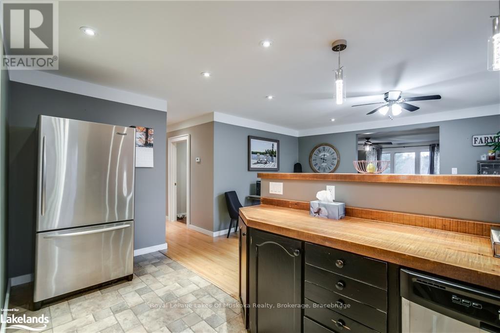 1922 Highway 141, Muskoka Lakes (Watt), Ontario  P0B 1M0 - Photo 34 - X10439696