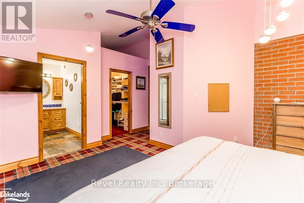 8 Willow Drive, Tiny, Ontario  L0L 1P0 - Photo 13 - S10437239