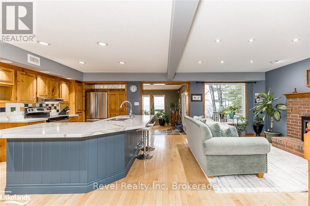 8 Willow Drive, Tiny, Ontario  L0L 1P0 - Photo 5 - S10437239