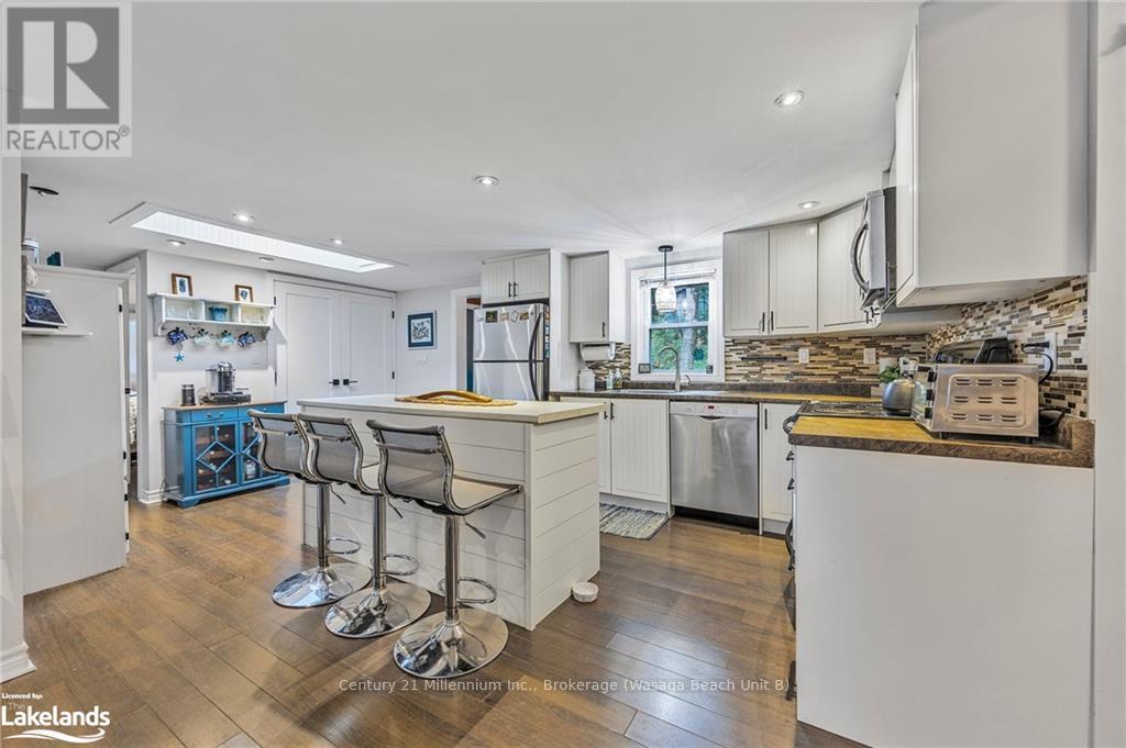 9 Evans Drive, Tiny, Ontario  L0L 2J0 - Photo 11 - S10438998