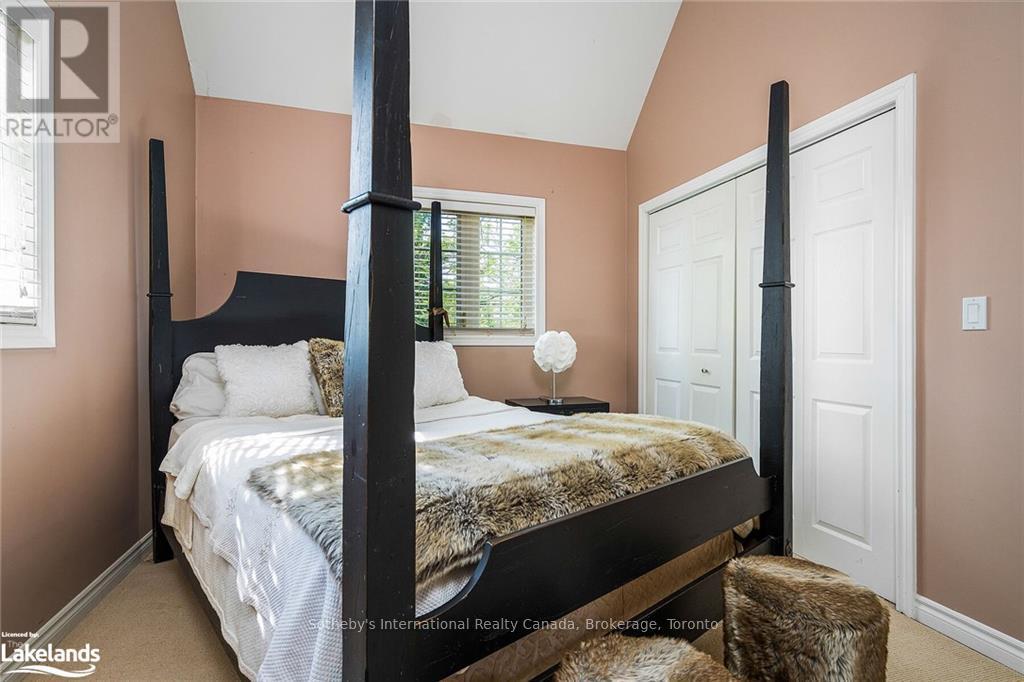 209733 Highway 26, Blue Mountains, Ontario  L9Y 0M8 - Photo 34 - X10439847