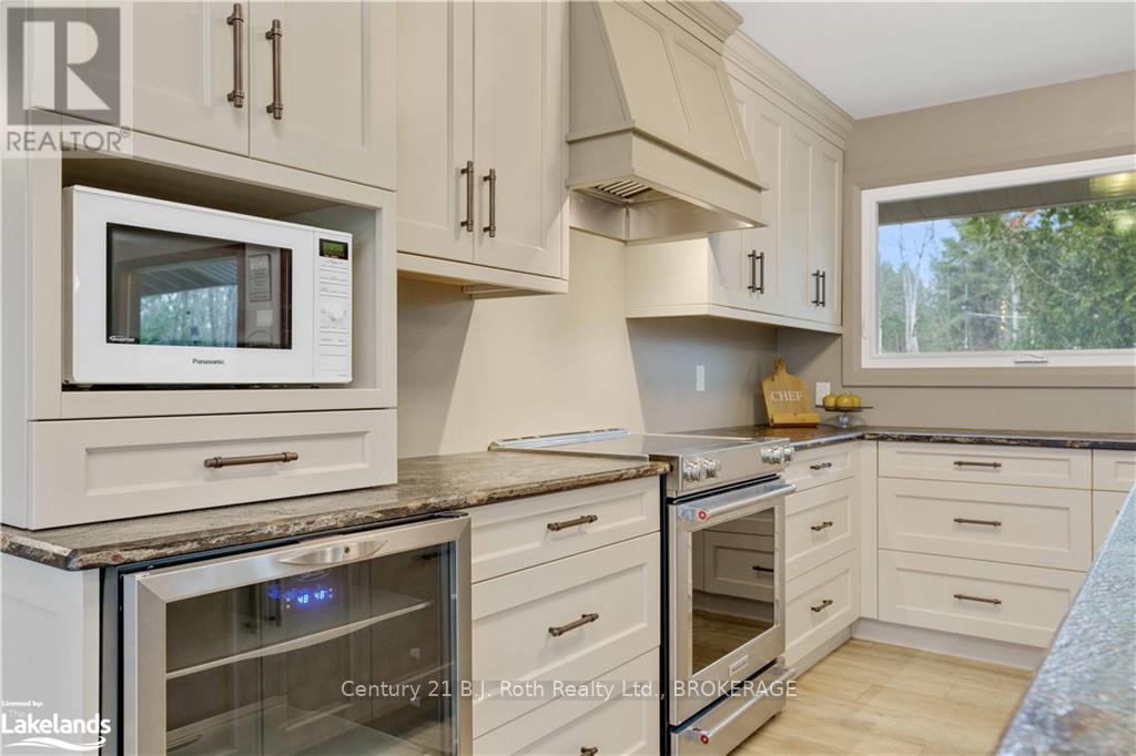 2983 Whelan Way, Ramara, Ontario  L0K 2B0 - Photo 7 - S10440147