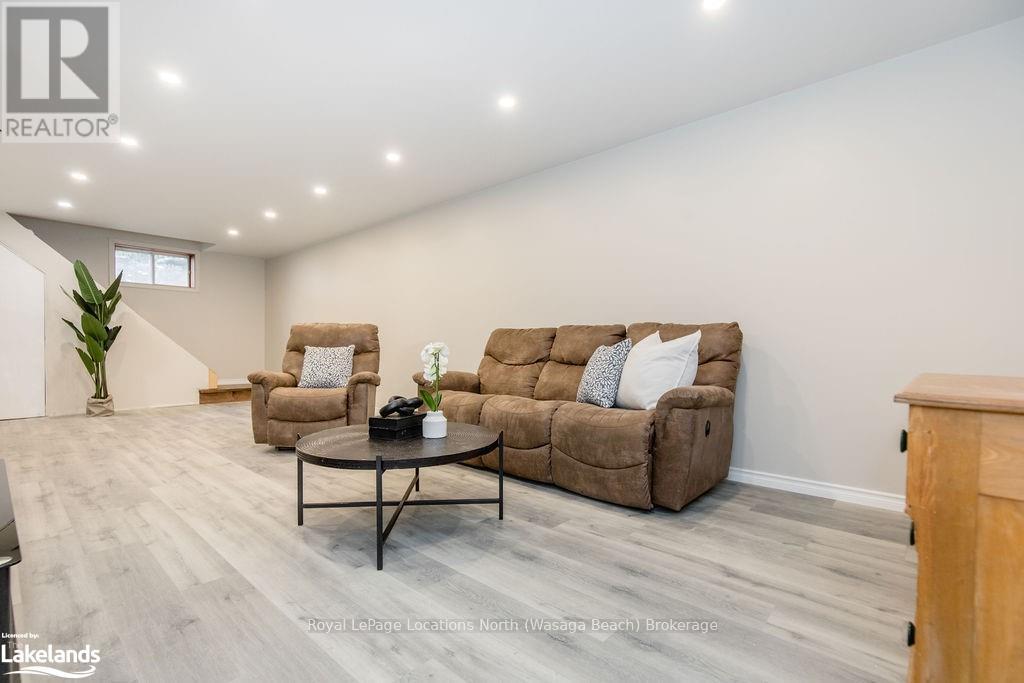 44 Stroud Crescent, Wasaga Beach, Ontario  L9Z 2T5 - Photo 25 - S10440379