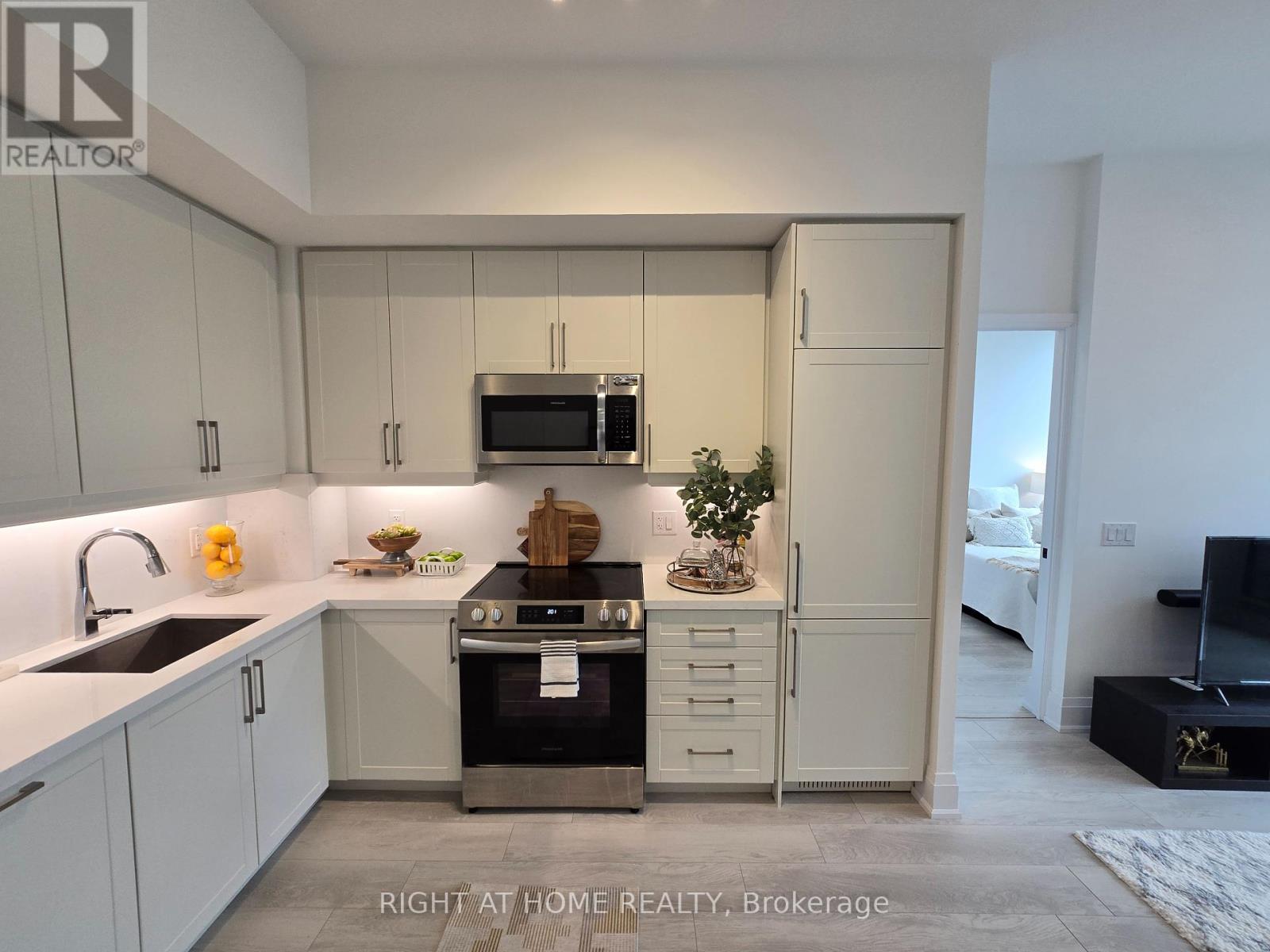 833 - 2450 Old Bronte Road, Oakville, Ontario  L6M 5P6 - Photo 11 - W11888661