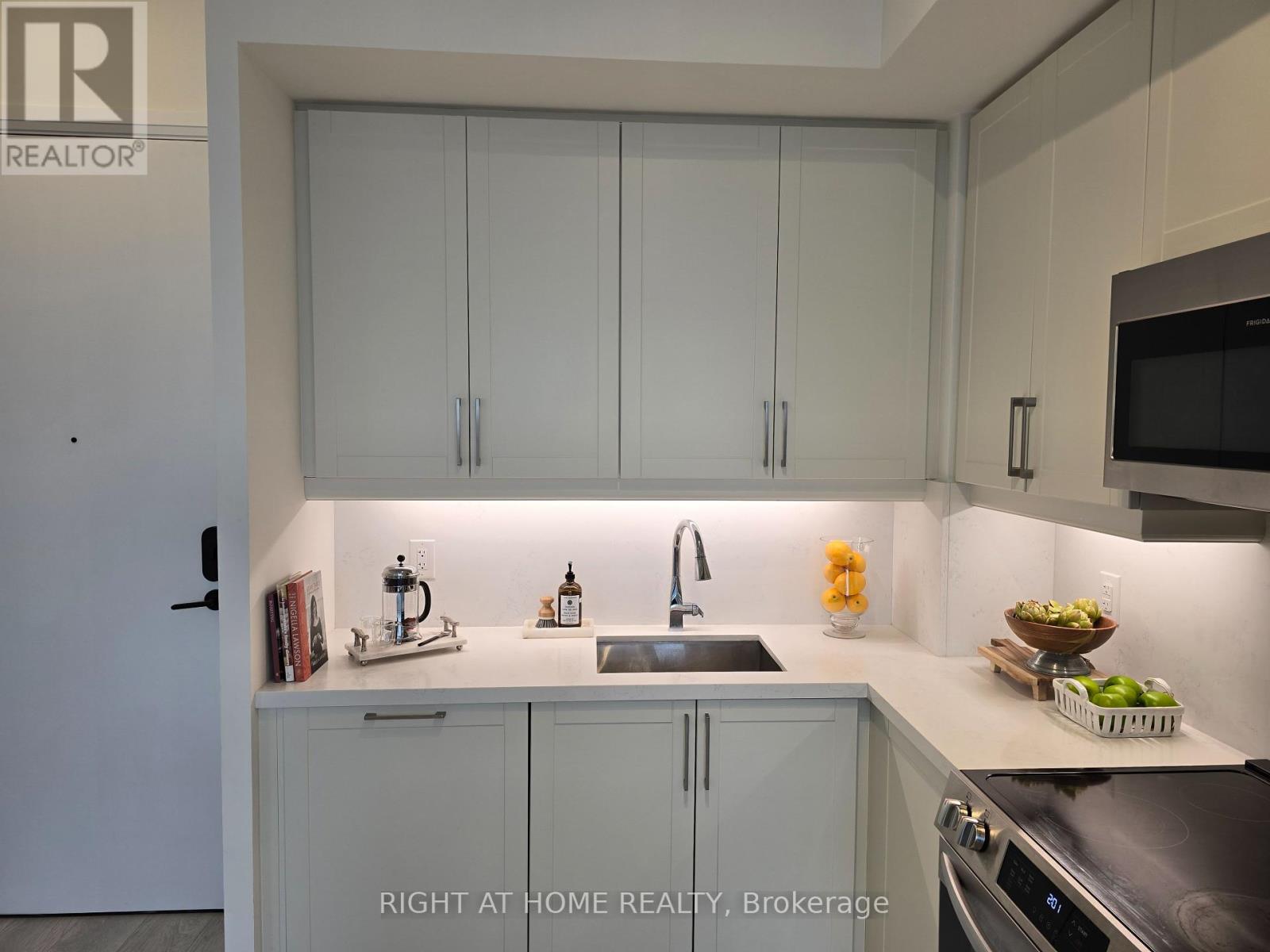 833 - 2450 Old Bronte Road, Oakville, Ontario  L6M 5P6 - Photo 8 - W11888661