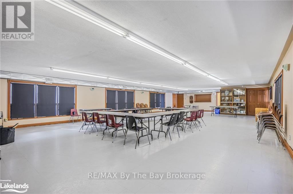 425 River Road W, Wasaga Beach, Ontario  L9Z 2X2 - Photo 32 - S10439783