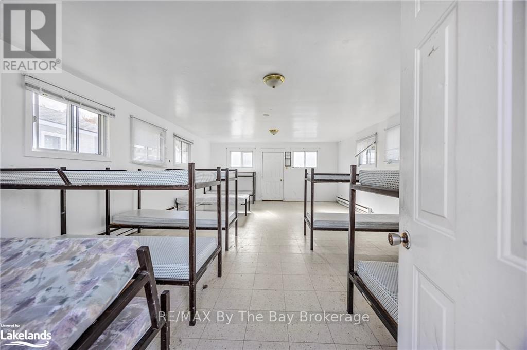 425 River Road W, Wasaga Beach, Ontario  L9Z 2X2 - Photo 37 - S10439783