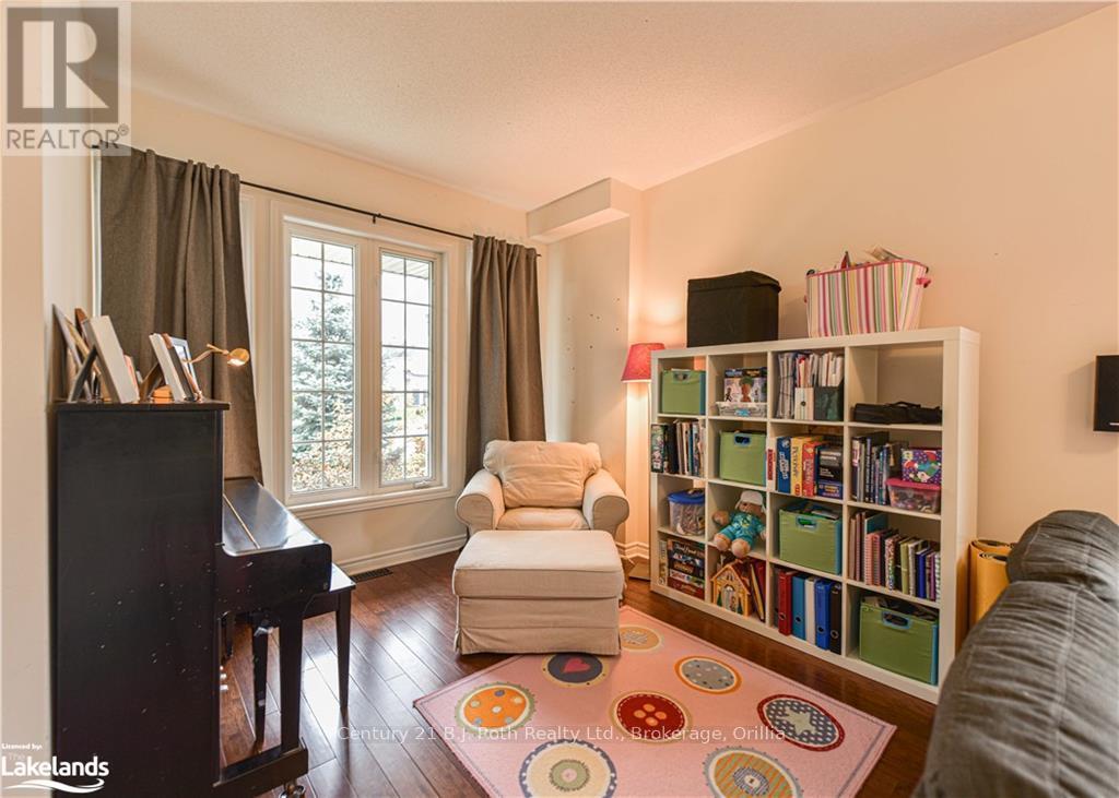 10 Regalia Way, Barrie, Ontario  L4M 7H7 - Photo 13 - S10440194