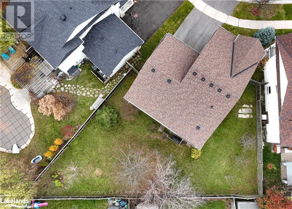 10 Regalia Way, Barrie, Ontario  L4M 7H7 - Photo 4 - S10440194