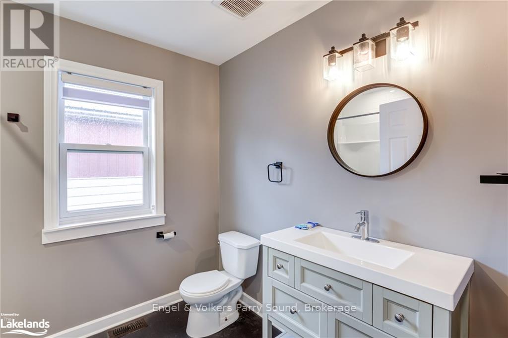 4 Burd Street, Parry Sound, Ontario  P2A 1J3 - Photo 11 - X11868859