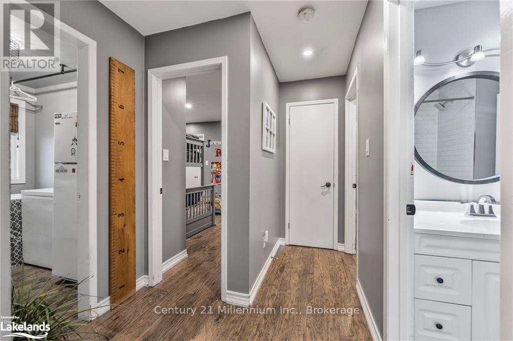 230 Christopher Street, Clearview, Ontario  L0M 1S0 - Photo 12 - S10435783