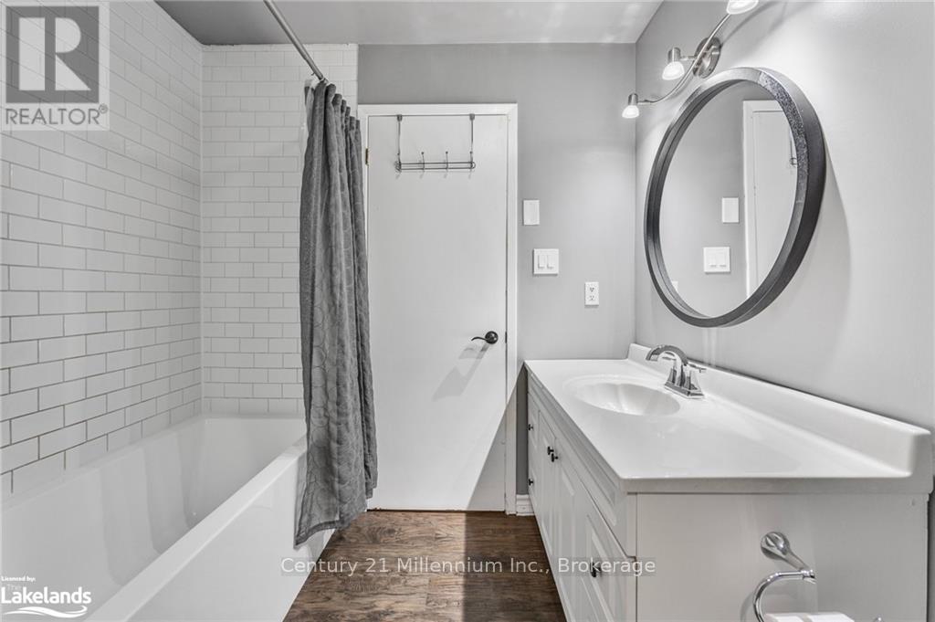 230 Christopher Street, Clearview, Ontario  L0M 1S0 - Photo 16 - S10435783