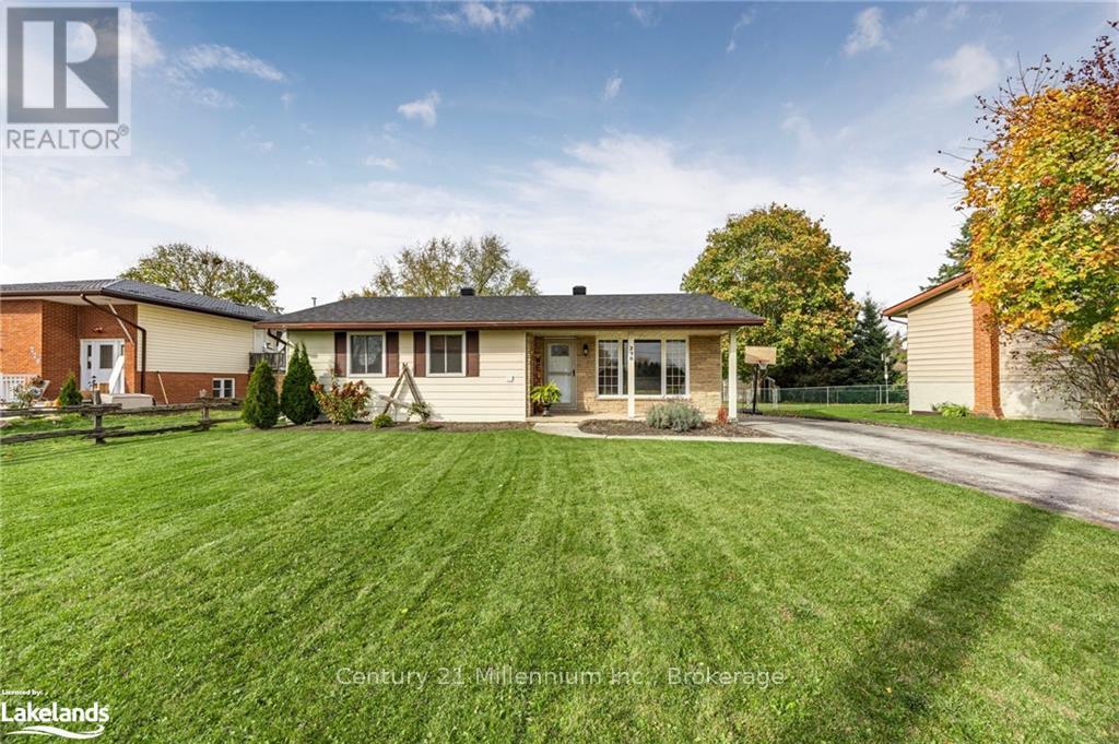 230 Christopher Street, Clearview, Ontario  L0M 1S0 - Photo 2 - S10435783