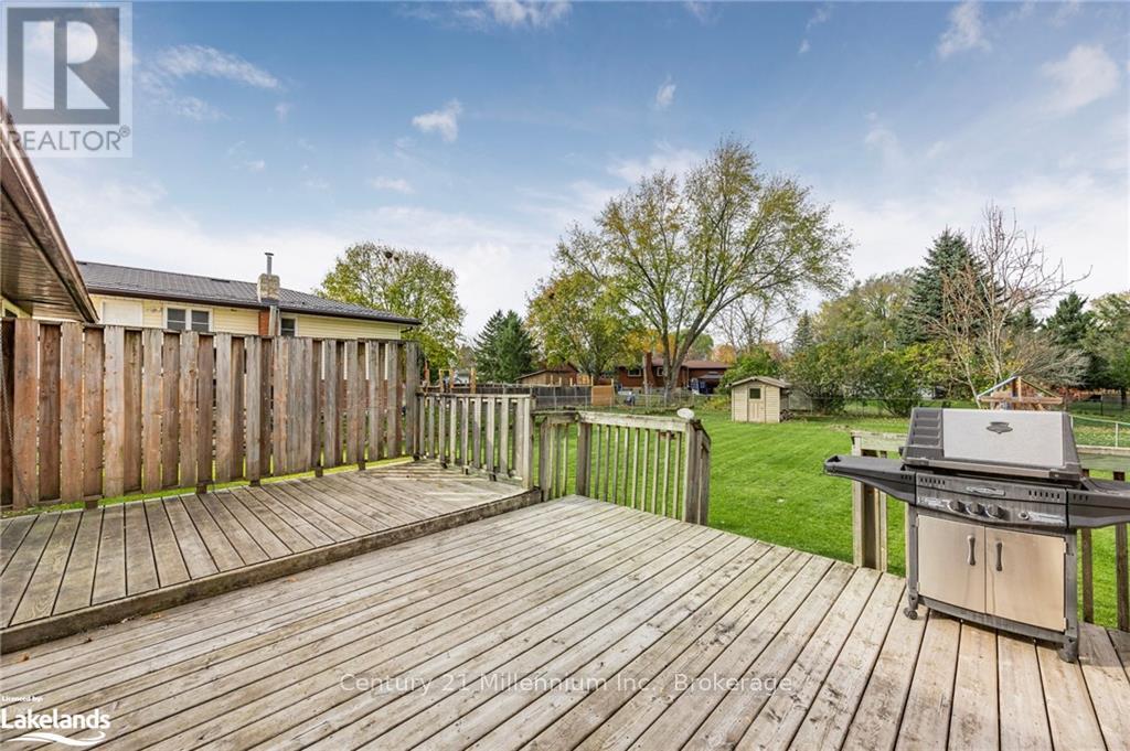 230 Christopher Street, Clearview, Ontario  L0M 1S0 - Photo 27 - S10435783