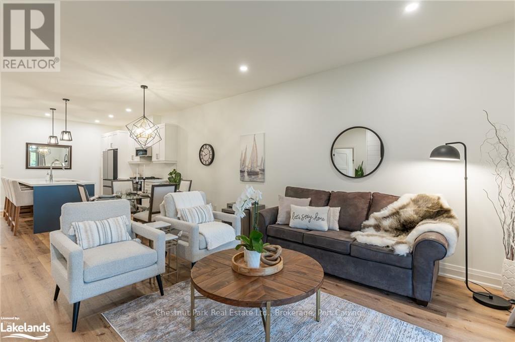 55 JACK STREET, Huntsville, Ontario