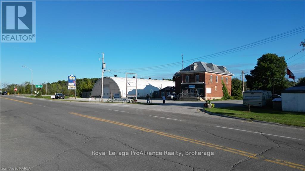 7719 Highway 42, Rideau Lakes, Ontario  K0G 1E0 - Photo 1 - X9411868