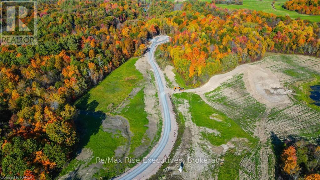 A5 HETU ROAD, front of leeds & seeleys bay, Ontario