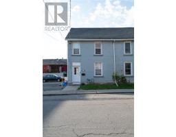 364 Barrie Street, Kingston (East Of Sir John A. Blvd), Ca