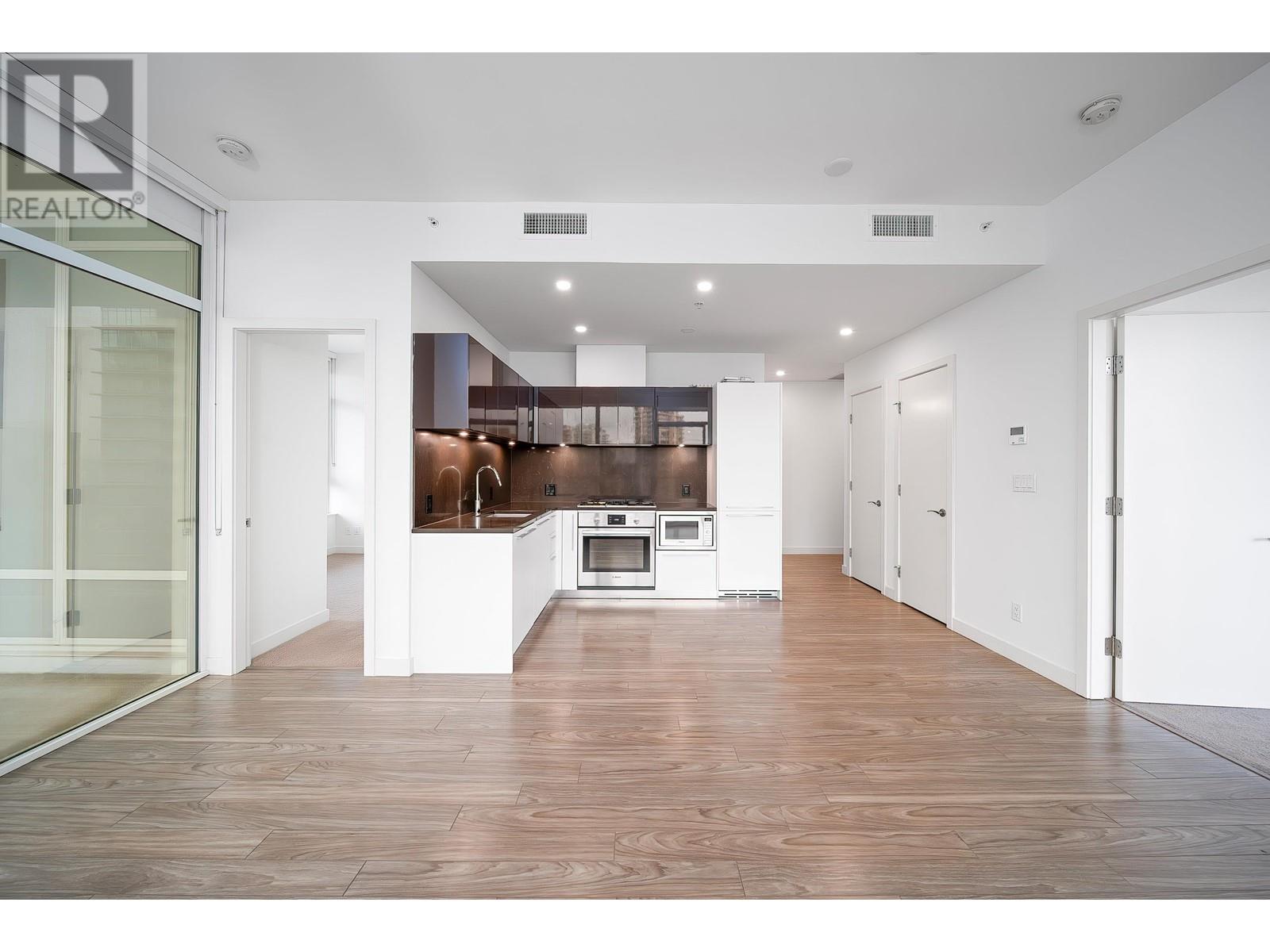 Listing Picture 6 of 39 : 1301 6288 CASSIE AVENUE, Burnaby / 本拿比 - 魯藝地產 Yvonne Lu Group - MLS Medallion Club Member