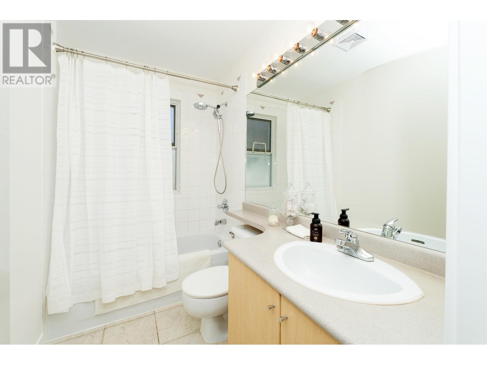 18 1486 Johnson Street, Coquitlam, British Columbia V3E 3J9 - Photo 15 - R2949211