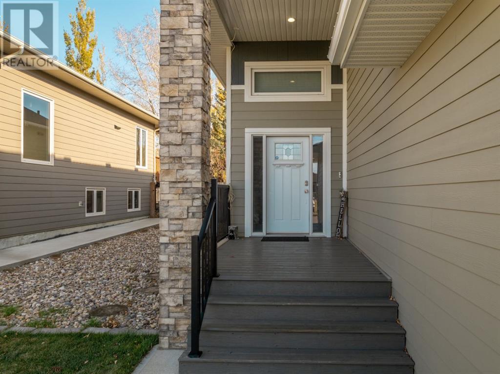 5 Prairie Lake Court, Taber, Alberta  T1G 0C9 - Photo 2 - A2176755