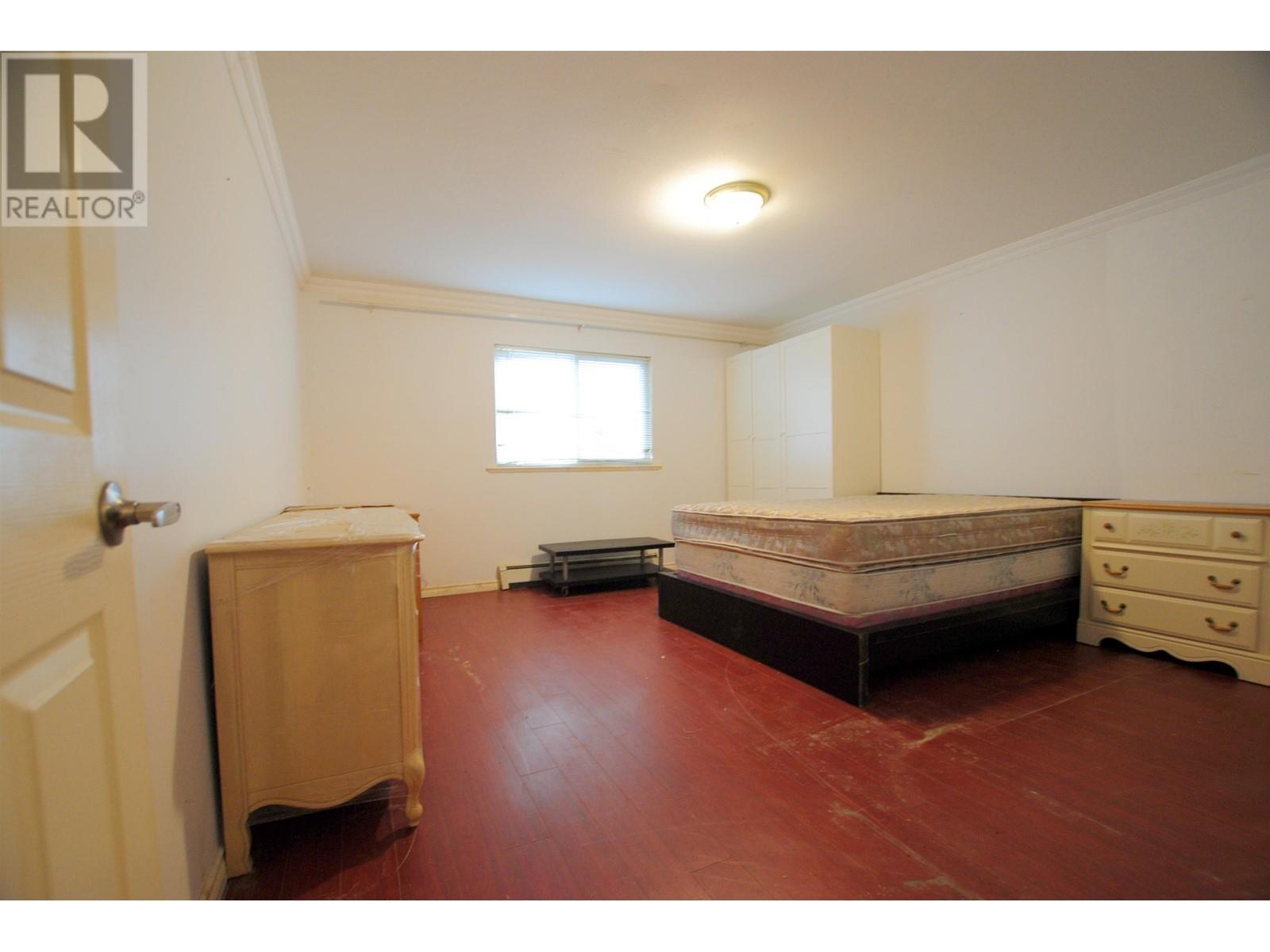 Listing Picture 16 of 20 : 11260 WESTMINSTER HIGHWAY, Richmond / 烈治文 - 魯藝地產 Yvonne Lu Group - MLS Medallion Club Member