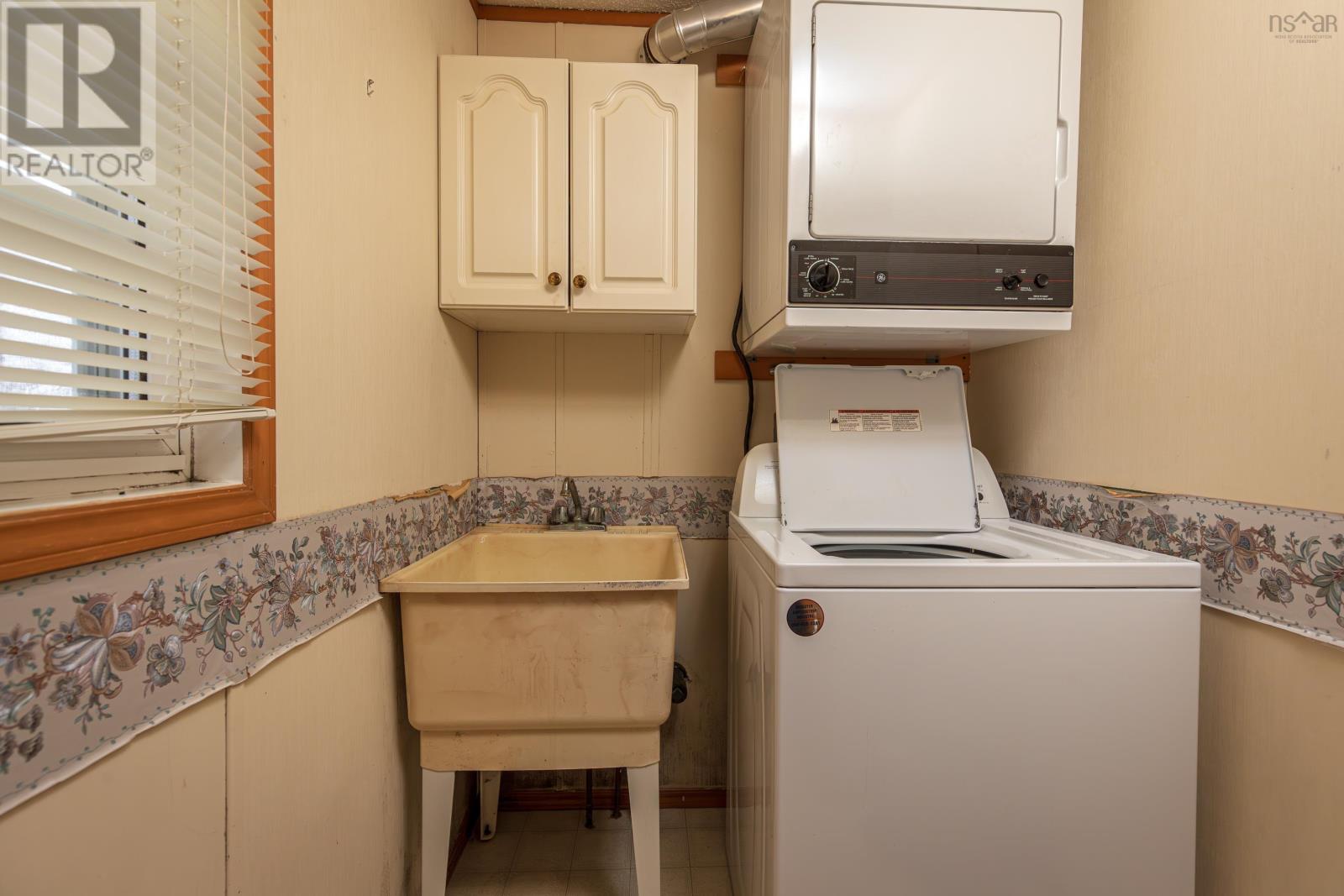 29 Bridgeview Drive, Murray Siding, Nova Scotia  B2N 6P2 - Photo 13 - 202428104