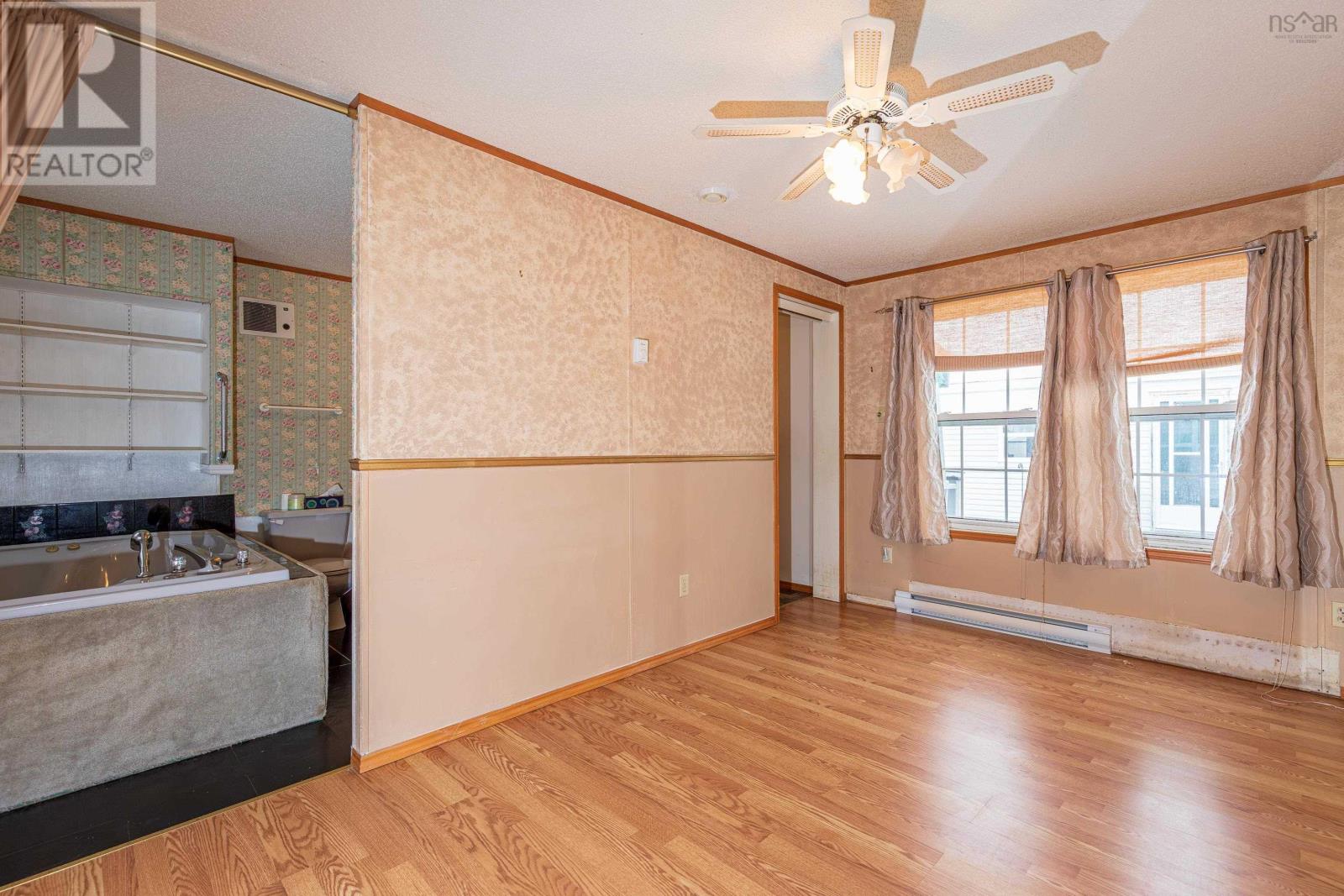 29 Bridgeview Drive, Murray Siding, Nova Scotia  B2N 6P2 - Photo 14 - 202428104