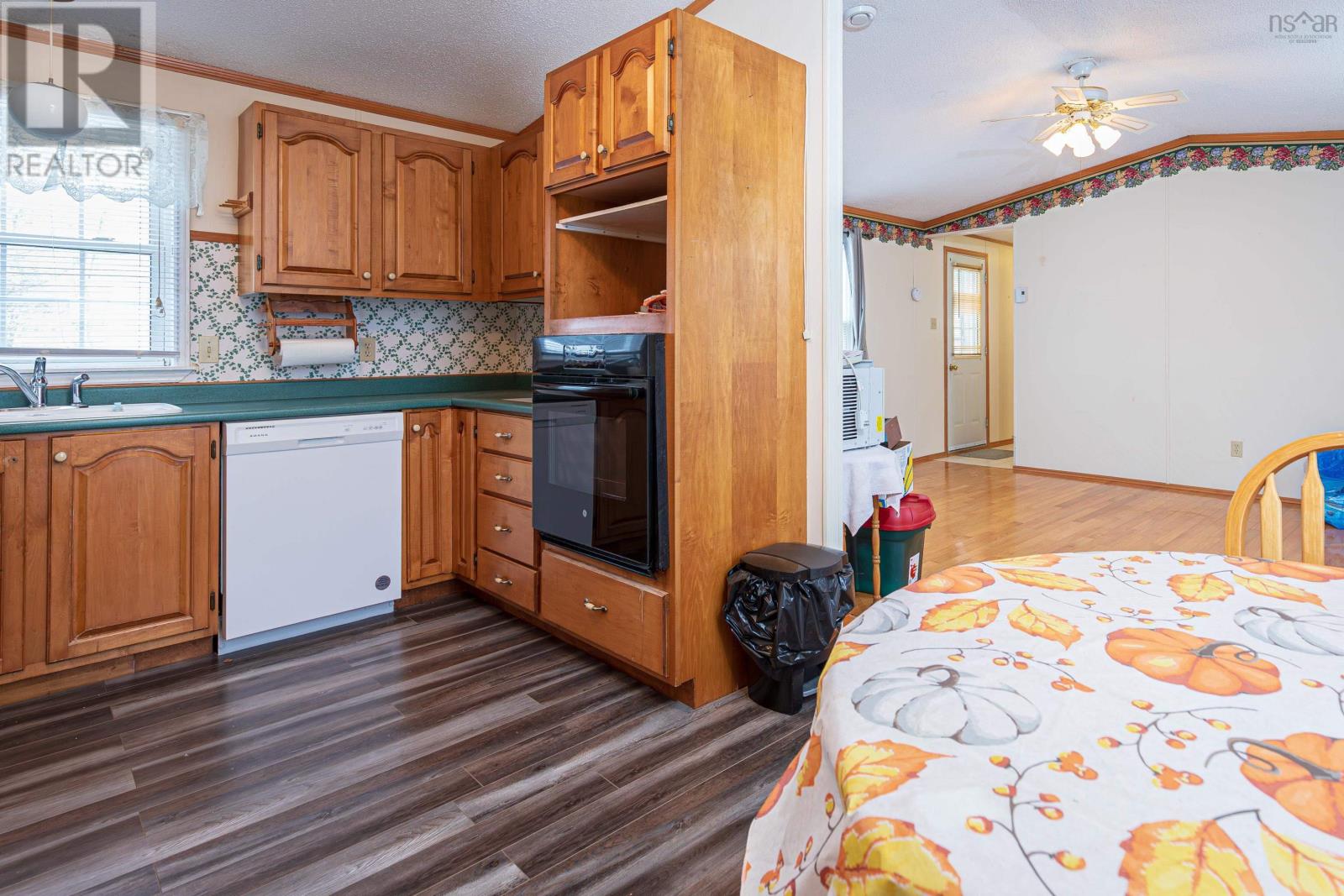 29 Bridgeview Drive, Murray Siding, Nova Scotia  B2N 6P2 - Photo 5 - 202428104