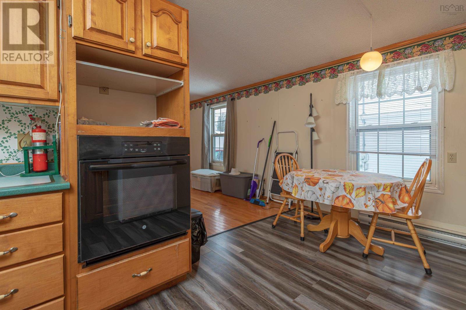 29 Bridgeview Drive, Murray Siding, Nova Scotia  B2N 6P2 - Photo 6 - 202428104