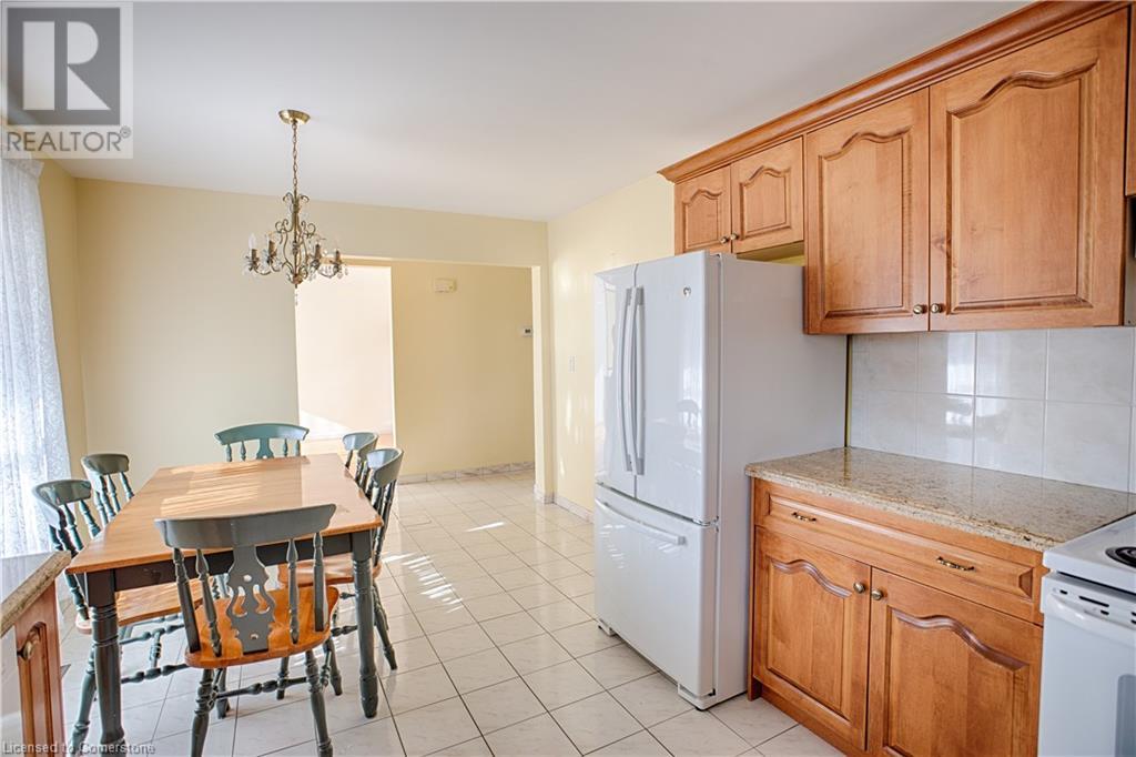 6751 Demetre Crescent, Niagara Falls, Ontario  L2G 2Y2 - Photo 12 - 40684618