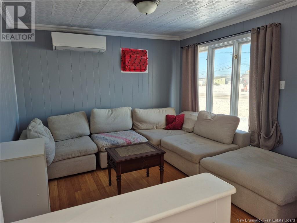 2100 Rte 305, Cap-Bateau, New Brunswick  E8T 3H1 - Photo 2 - NB110217